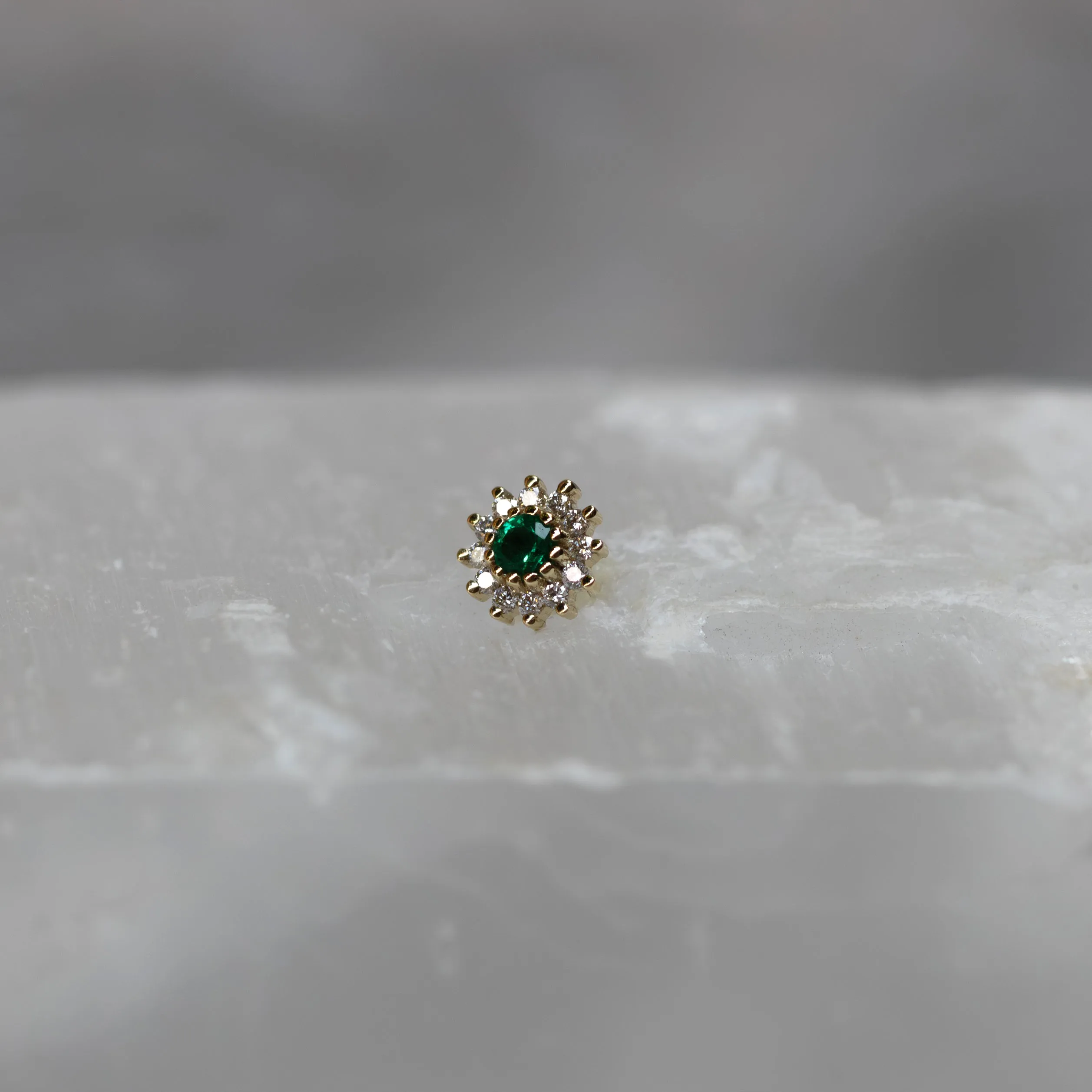 The Rose with Emerald & Diamonds 18g/16g Threaded End