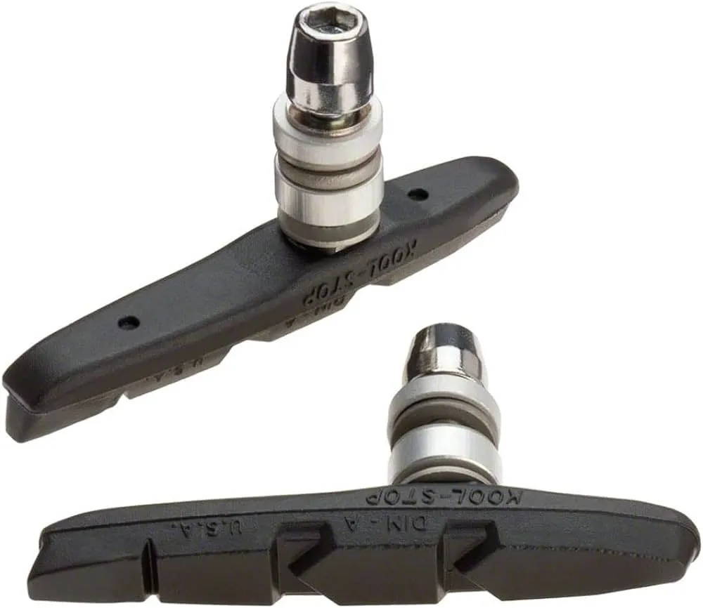 THINLINE THREADED ブレーキパッド(BLACK)