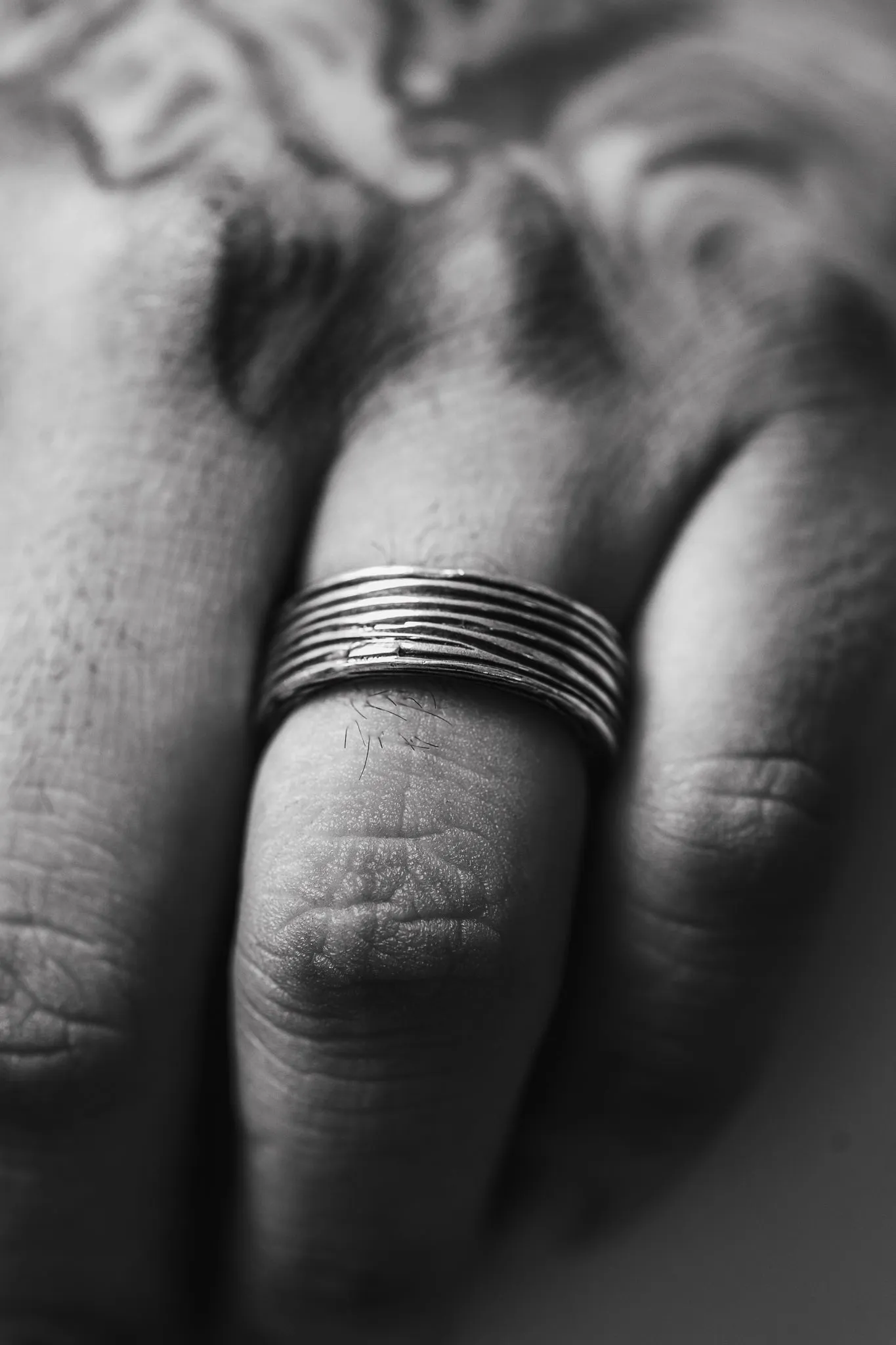 Threaded Ring in Oxidized Silver
