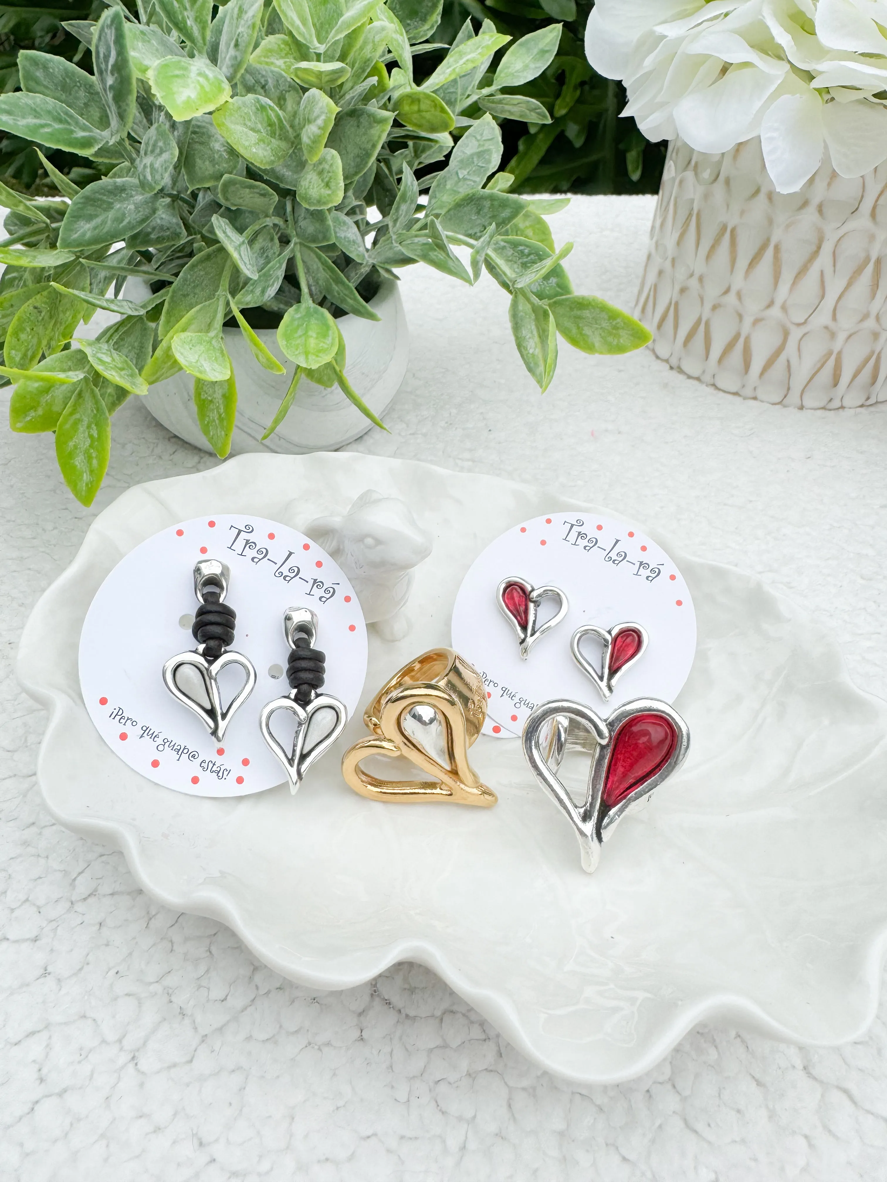 Tra-la-ra earrings   Pasión Collection