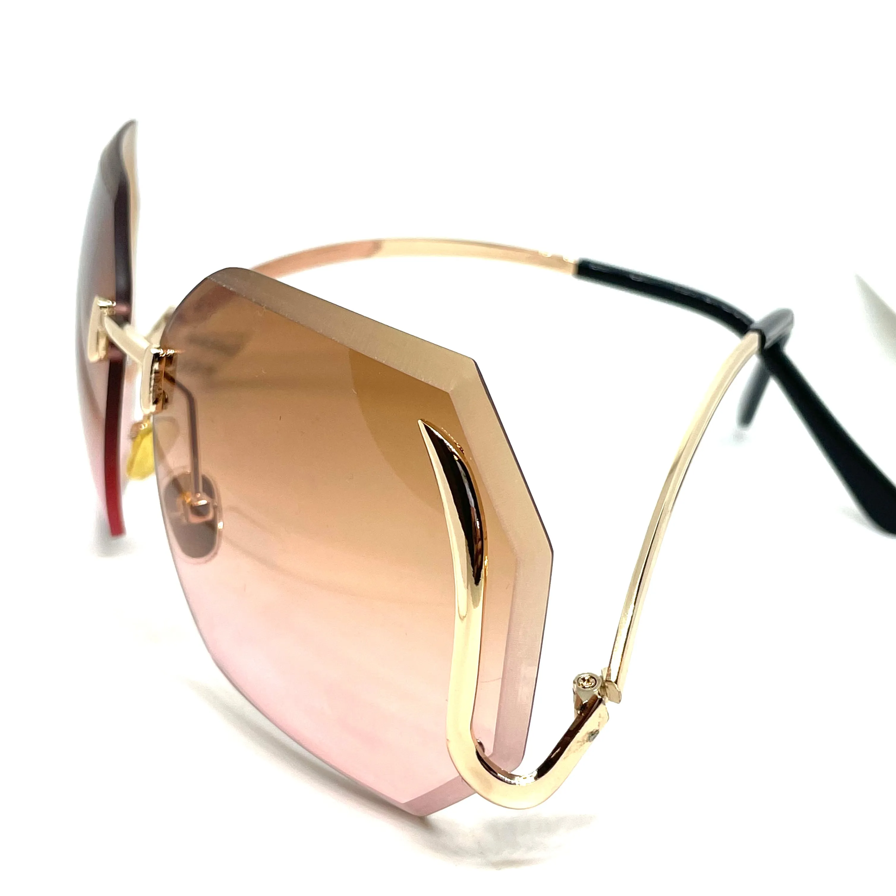 TRENDY ROUNDED SUNGLASSES