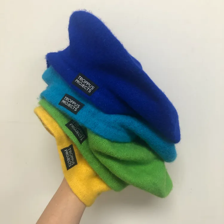 TROPPUS beret