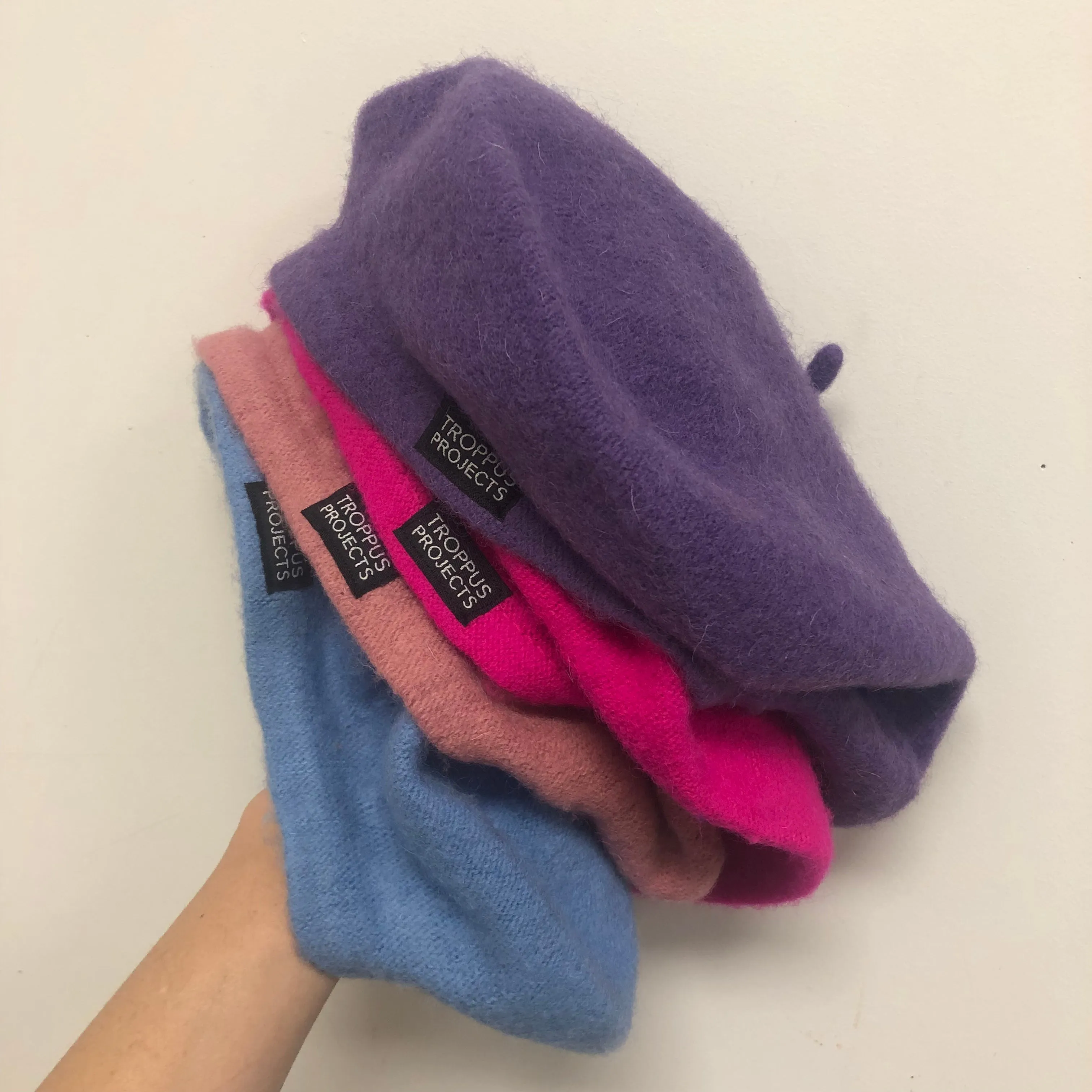 TROPPUS beret