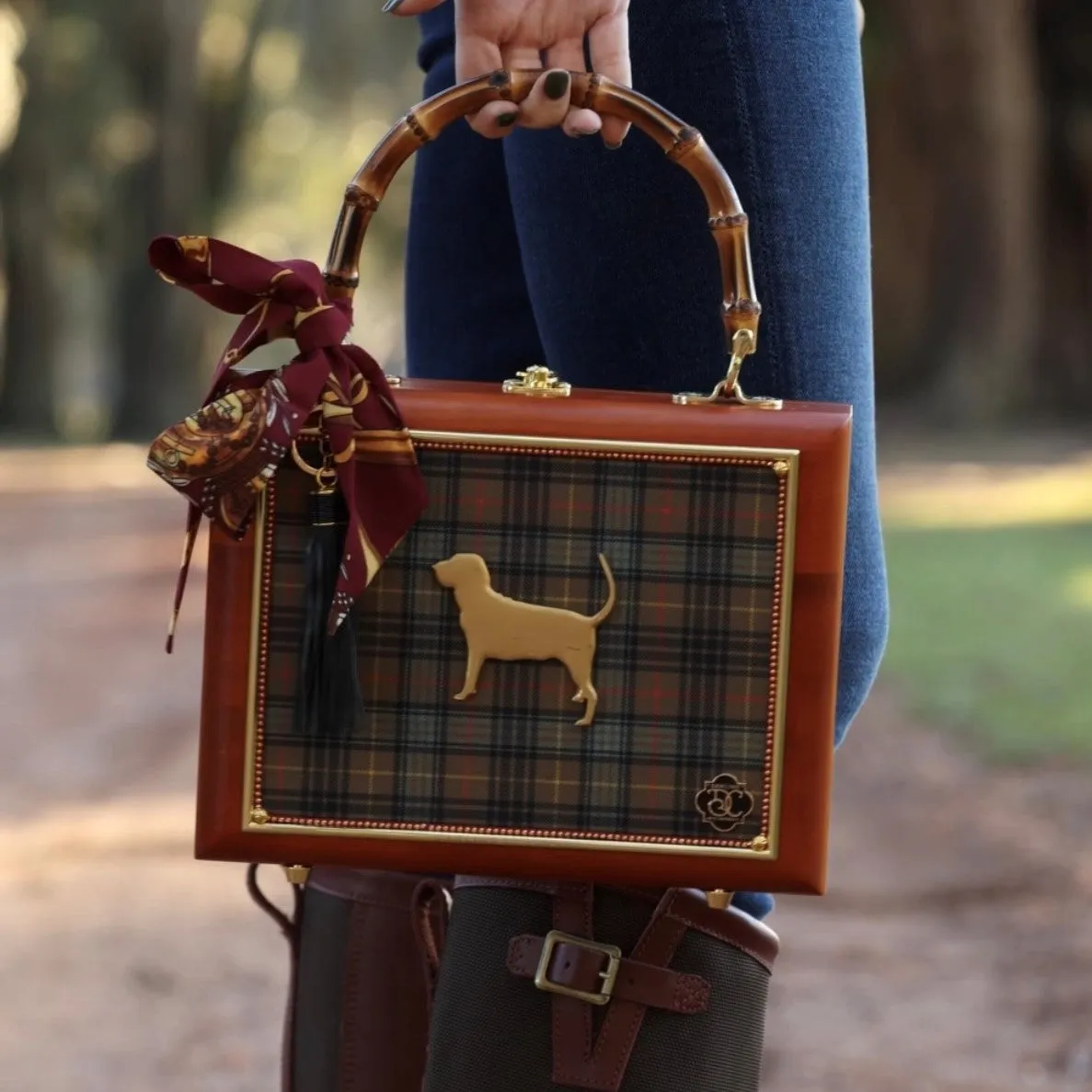 Two Hunting Dogs w/ Bamboo Handles Handbag