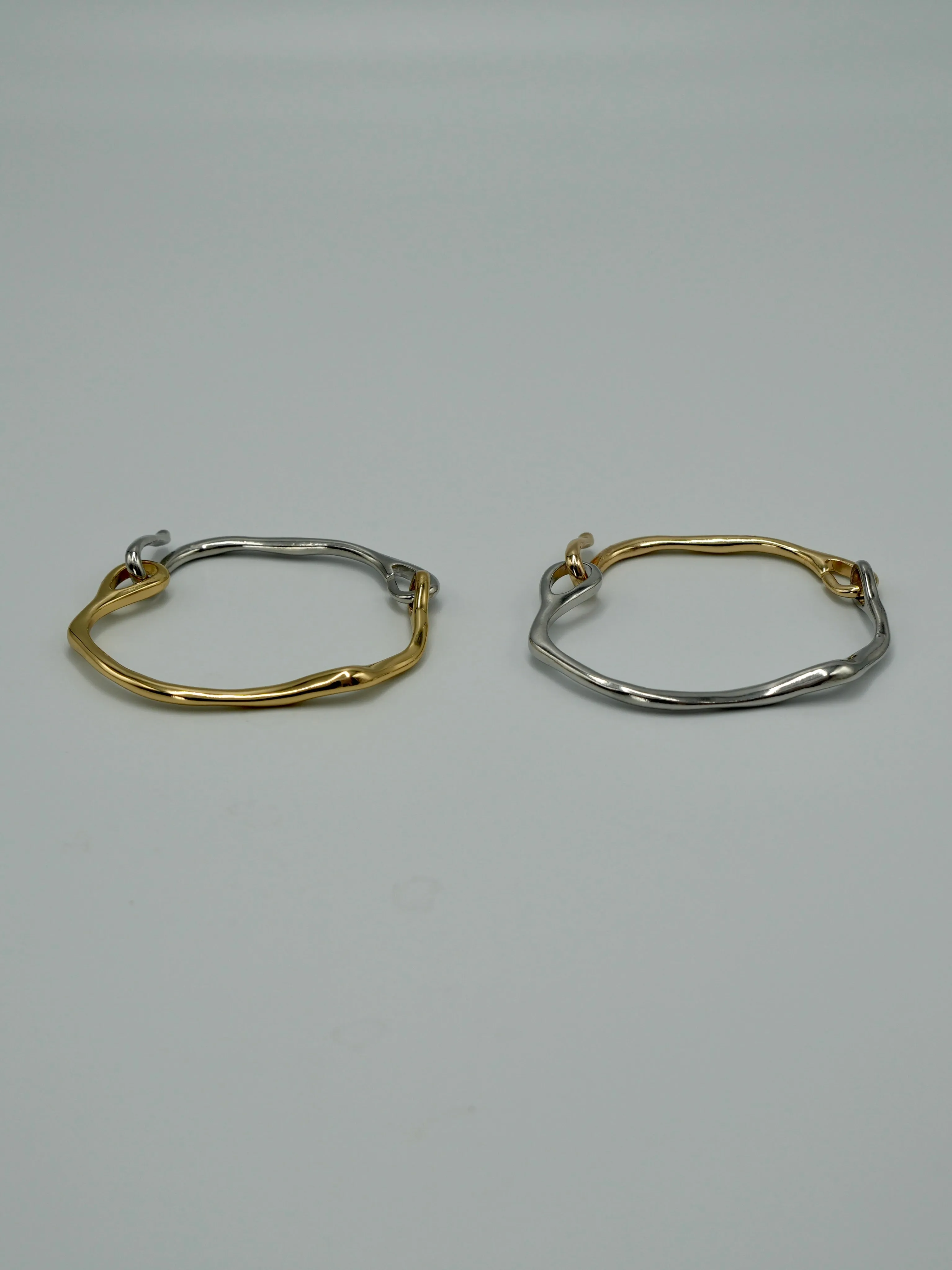 unique hook bangle