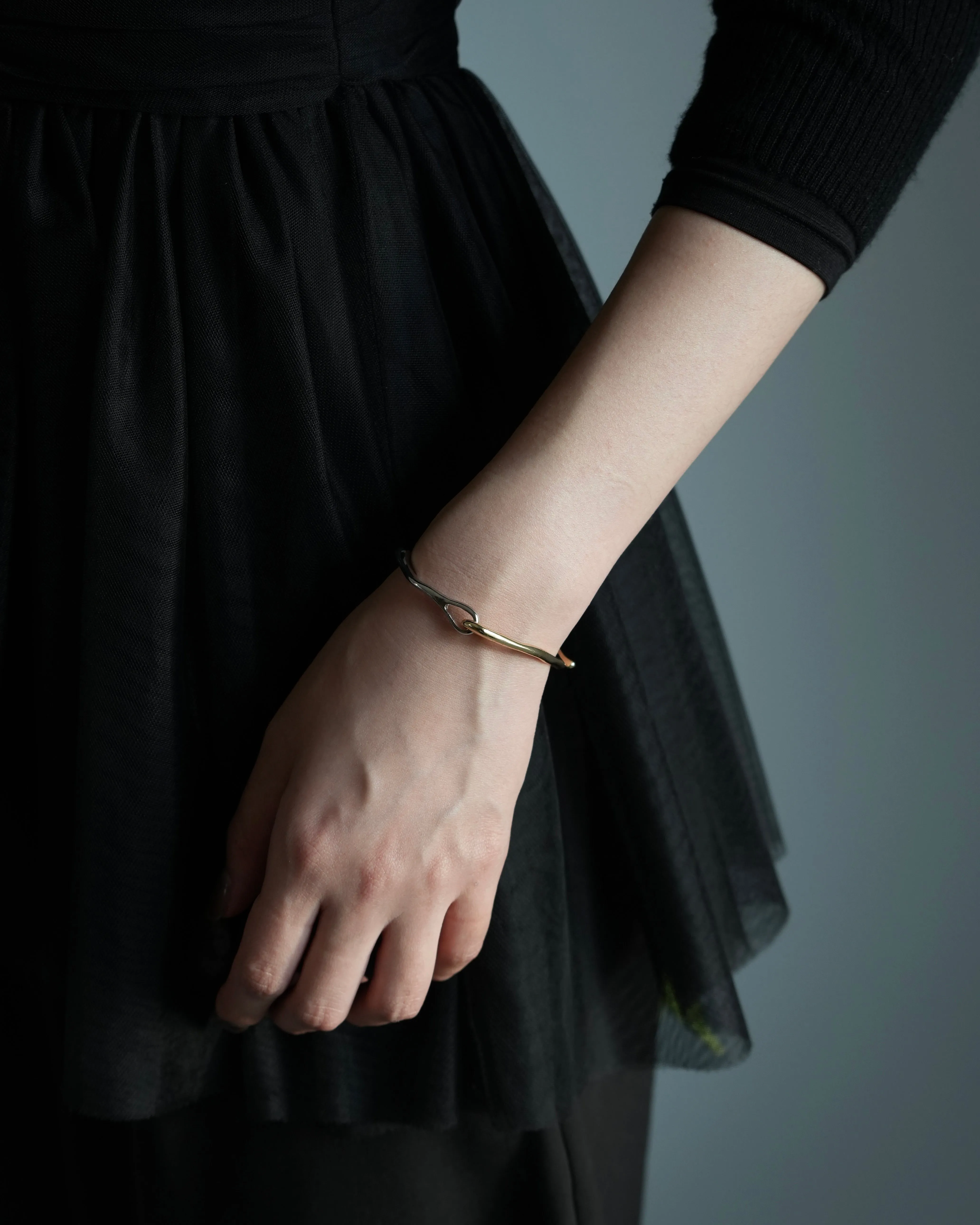 unique hook bangle