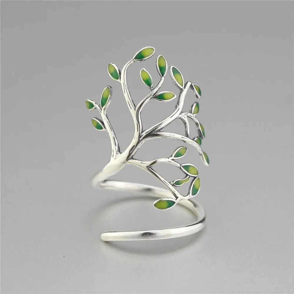 Unique Nature Themed Tree Ring