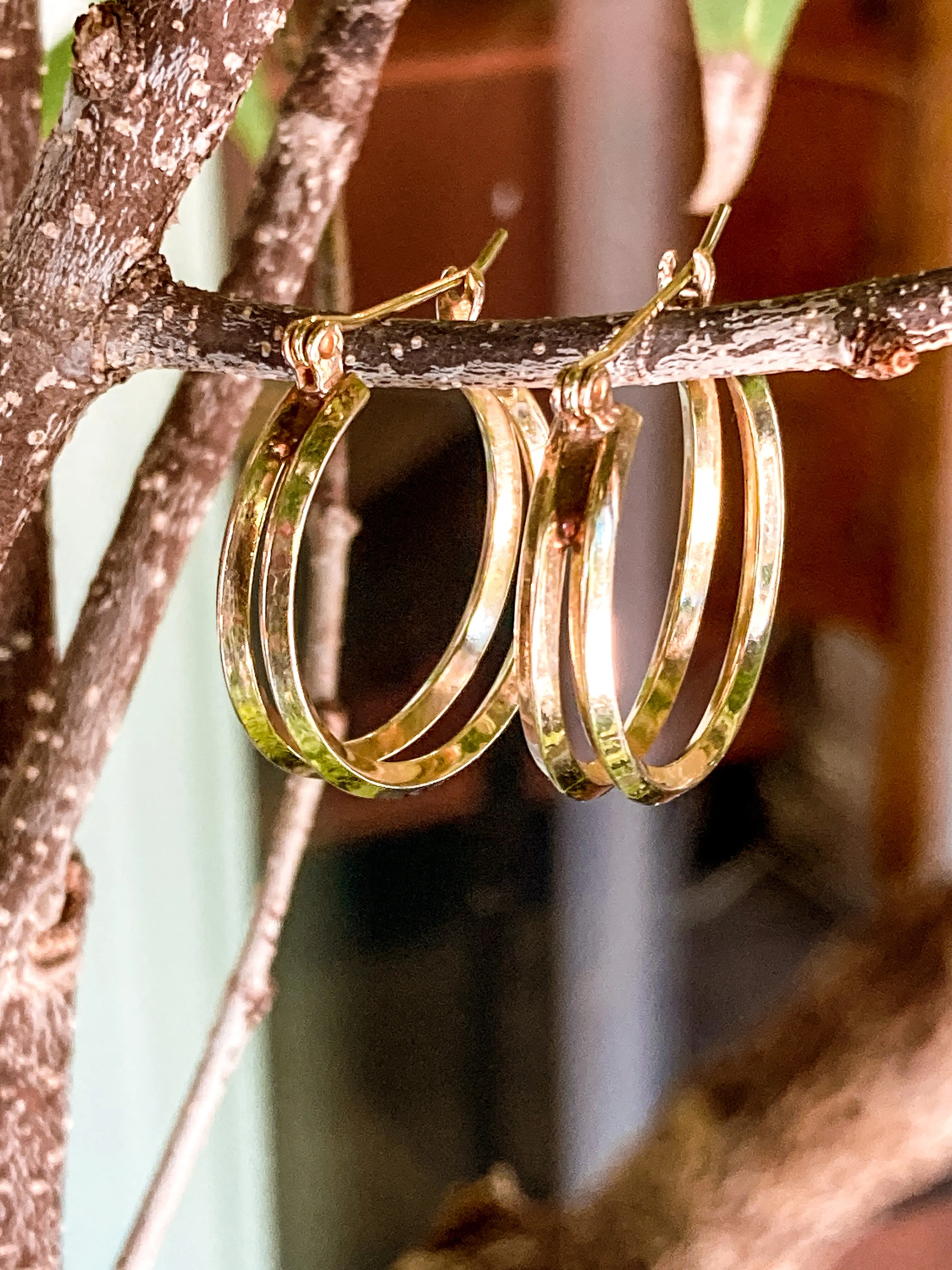 Vintage 14K Yellow Gold Dual Classic Hoop Latch Post Earrings