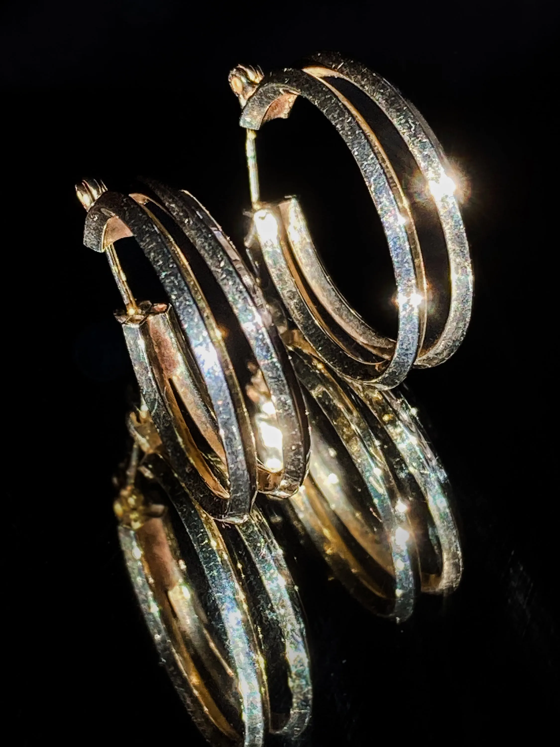 Vintage 14K Yellow Gold Dual Classic Hoop Latch Post Earrings