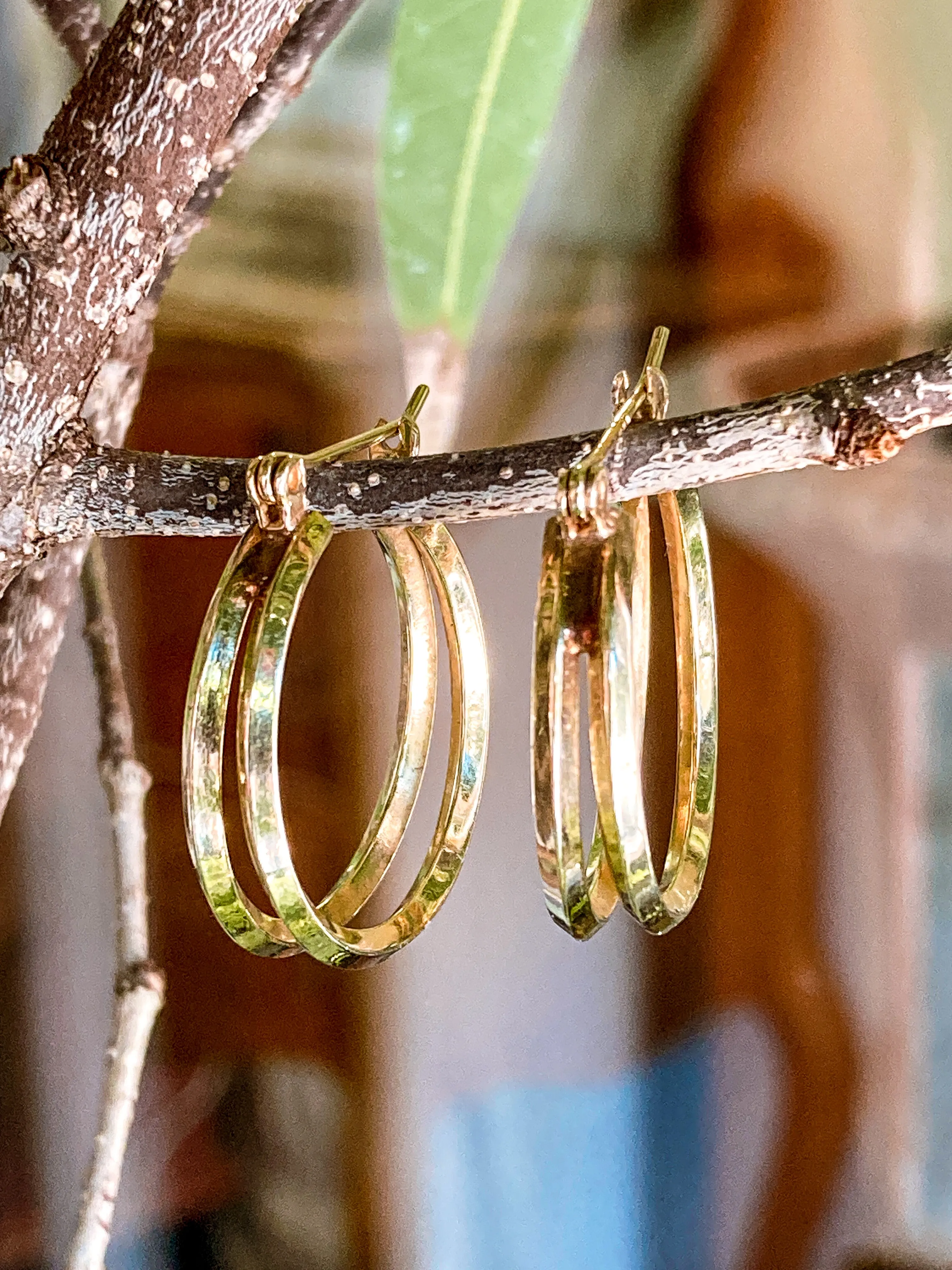 Vintage 14K Yellow Gold Dual Classic Hoop Latch Post Earrings