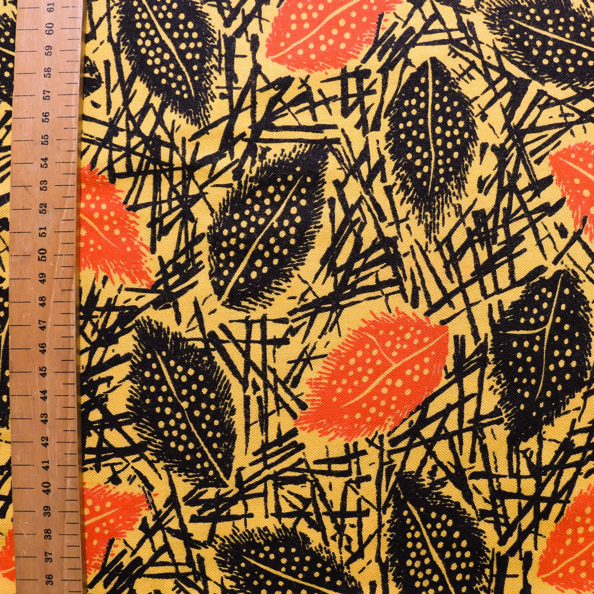 Vintage Viscose Twill - Red, beige, yellow