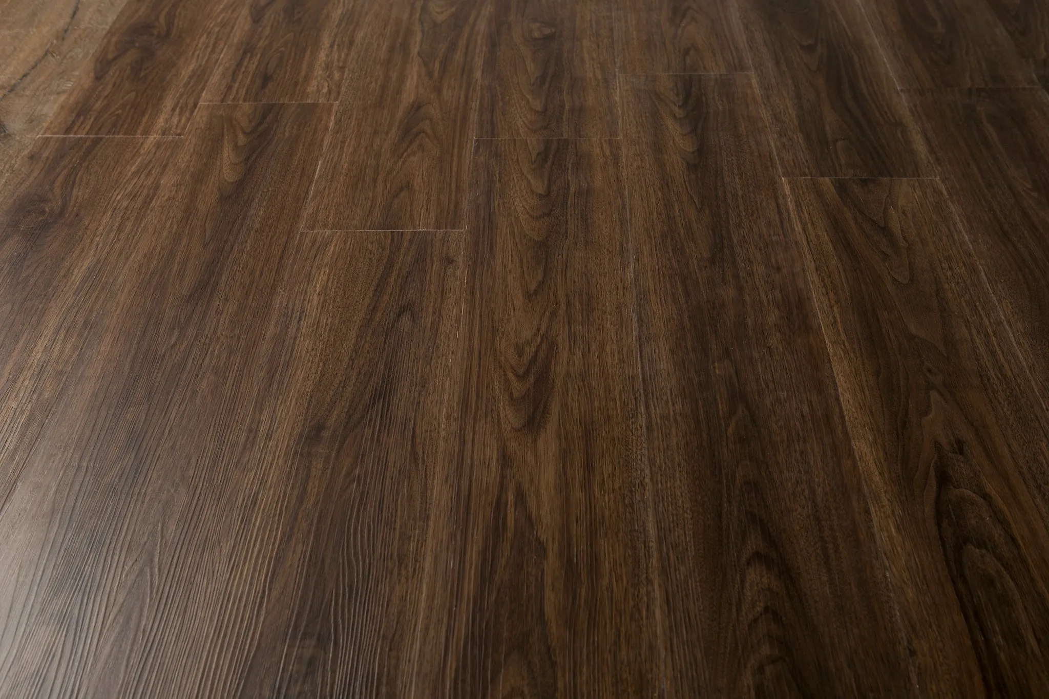 Walnut Oslo