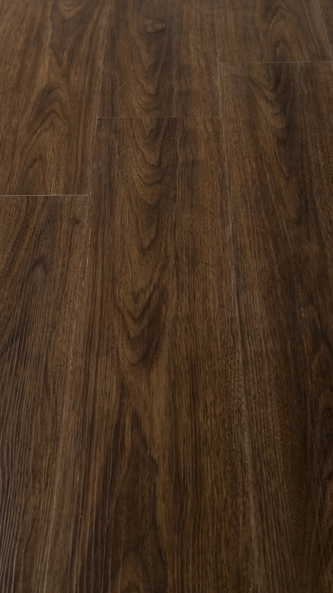 Walnut Oslo
