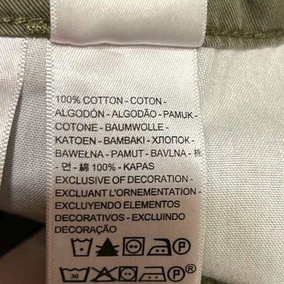 Women’s Levi’s ‘94 Baggy Cargo Pants Olive Green Size 30